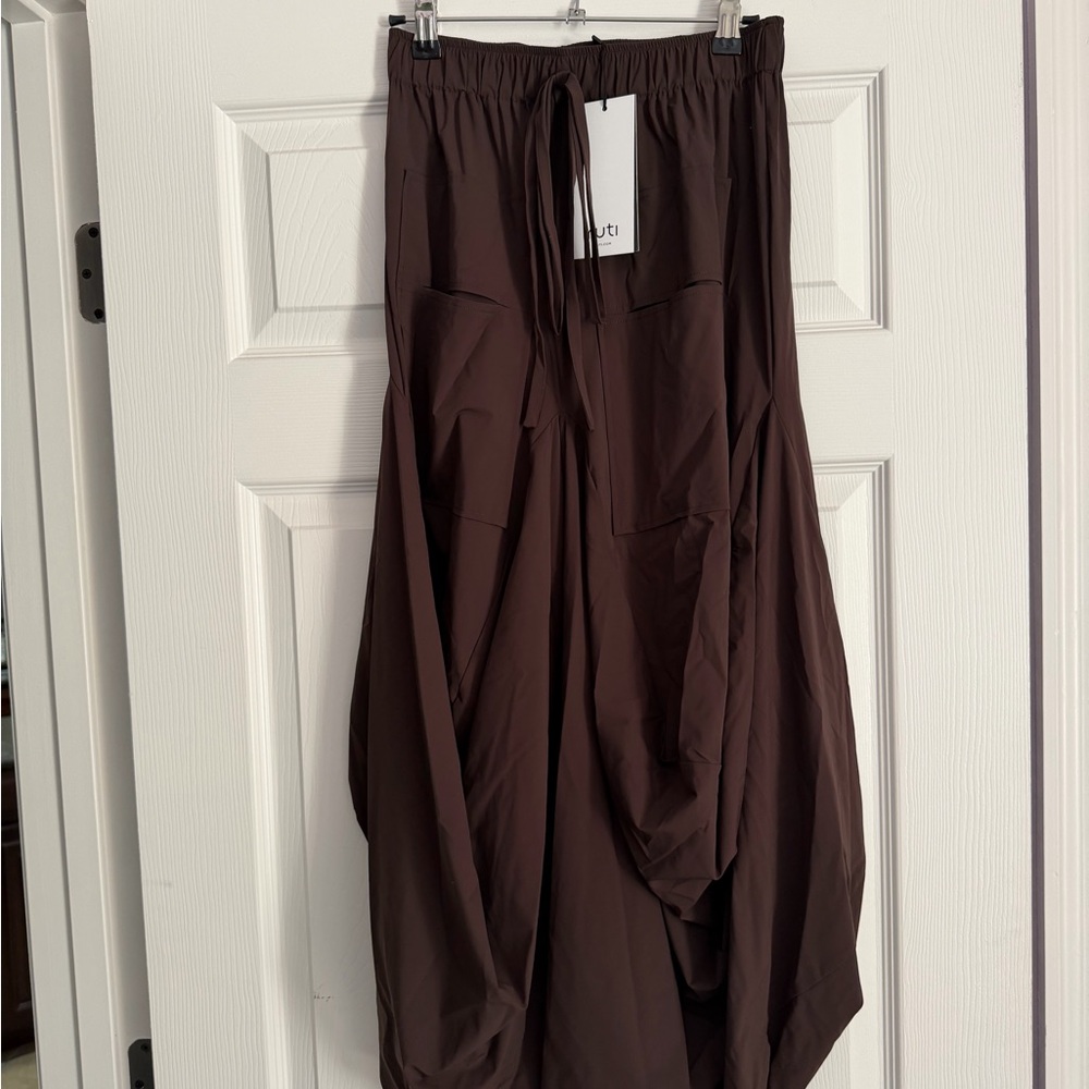NWT, Ruti Go To Skirt - Picture 9 of 13